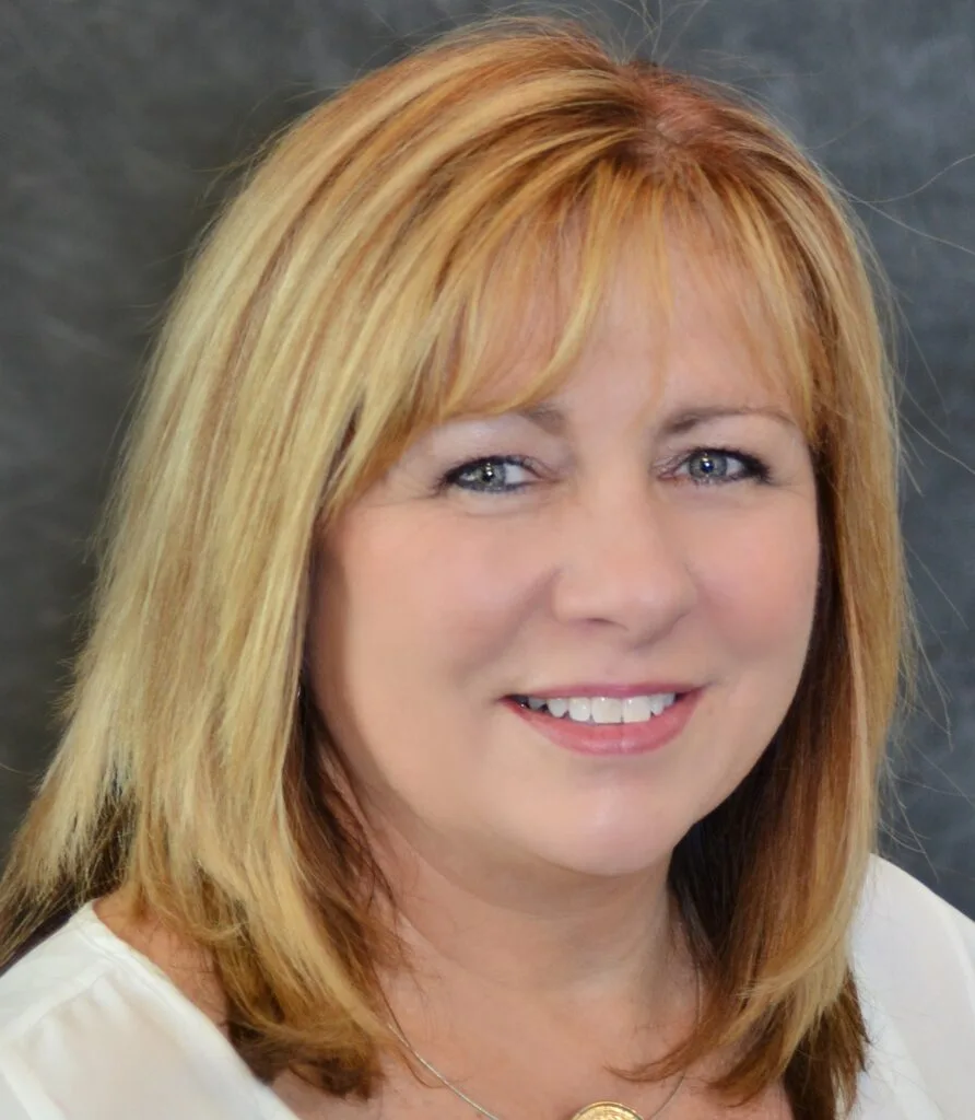Pamela Krause Headshot